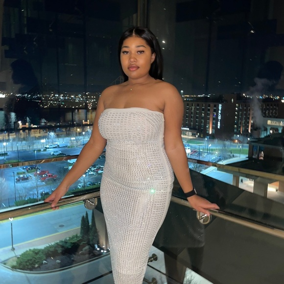 Meet your Posher, Kaci - Picture 2 of 3